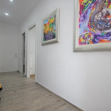 Apartment Boutique Nirvana 2, Proboj 25