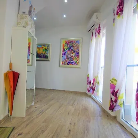 Apartment Boutique Nirvana 2, Proboj 25 *