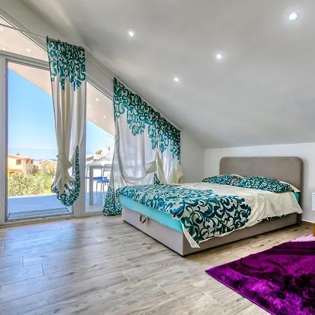 Boutique Nirvana 2, Proboj 25 Apartment *