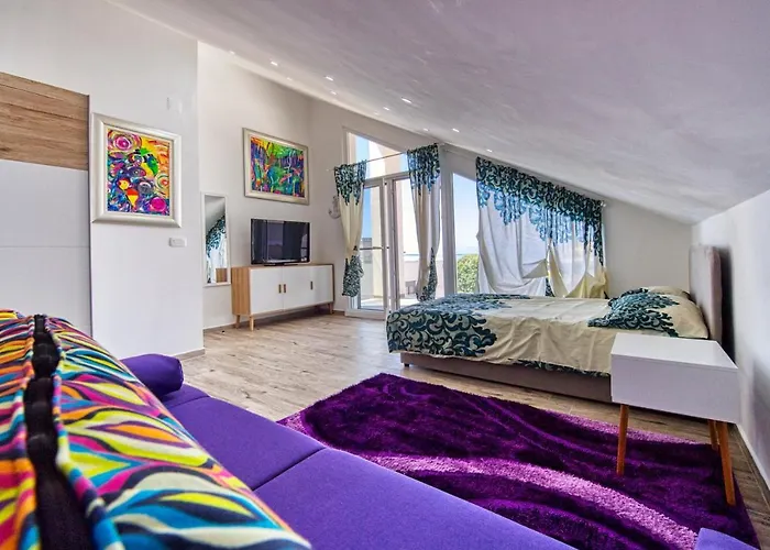 Boutique Nirvana 2, Proboj 25