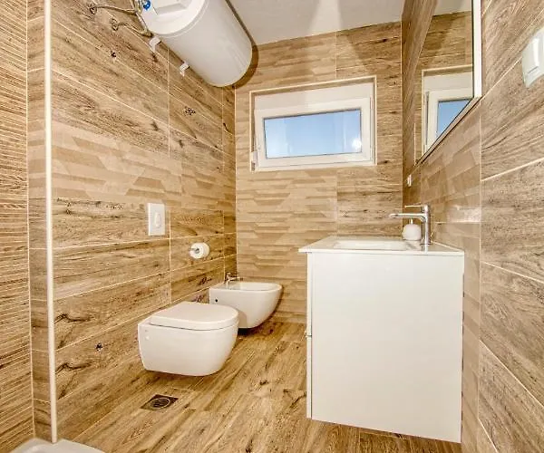 Boutique Nirvana 2, Proboj 25 Apartman *