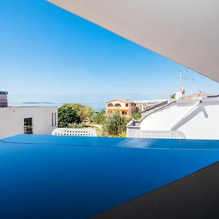 Boutique Nirvana 2, Proboj 25