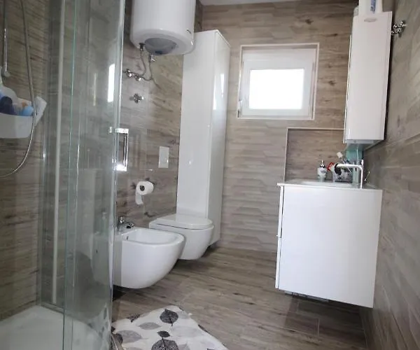 Boutique Nirvana 2, Proboj 25 Апартаменты Kosljun