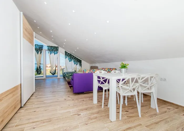 Апартаменты Boutique Nirvana 2, Proboj 25 *