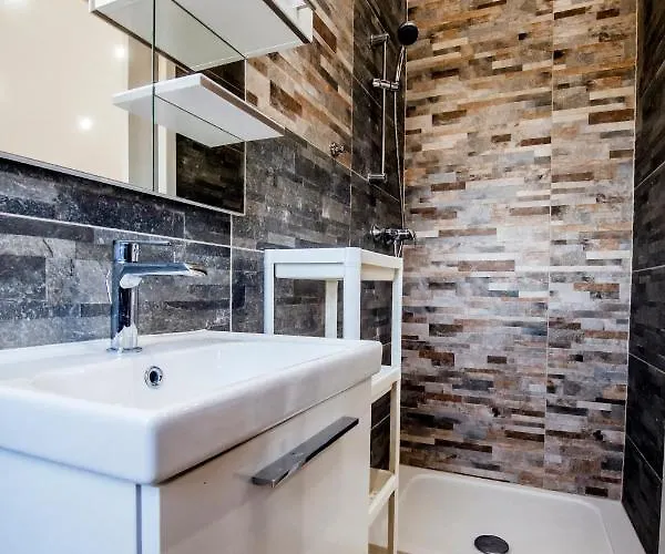 Boutique Nirvana 2, Proboj 25 Апартаменты *