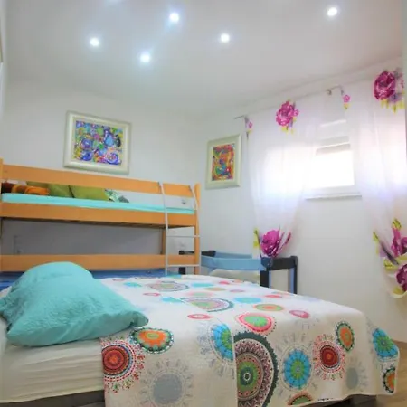 Boutique Nirvana 2, Proboj 25 Apartman Kosljun