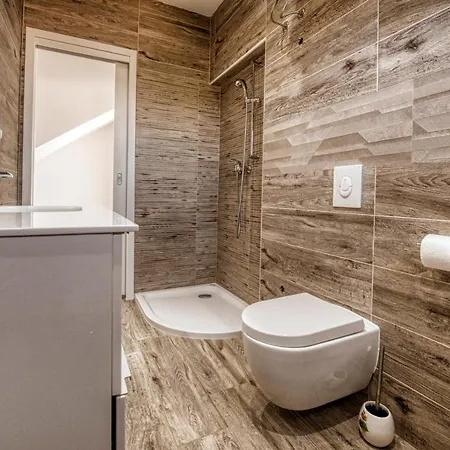 Διαμέρισμα Boutique Nirvana 2, Proboj 25 *