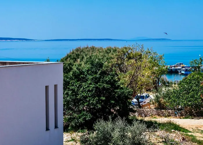 Boutique Nirvana 2, Proboj 25 * Košljun